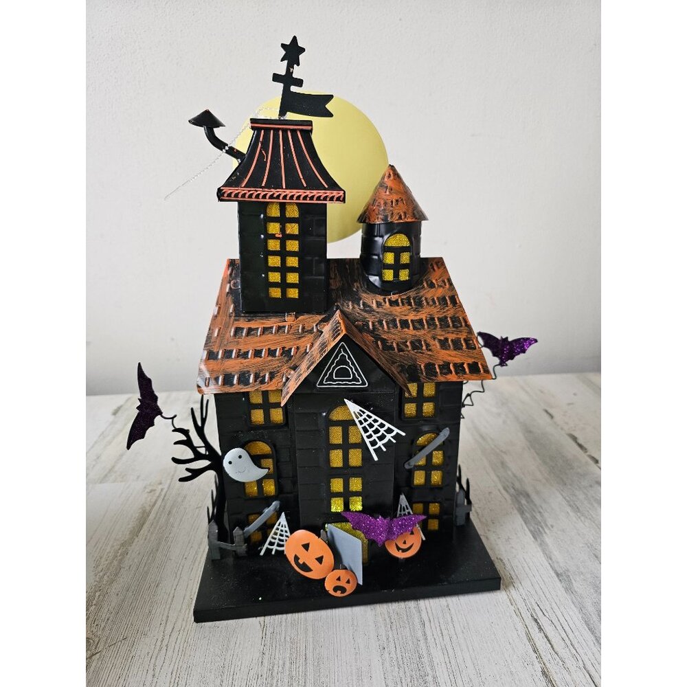 TMetal light up haunted‎ house Halloween moon ghost decor
